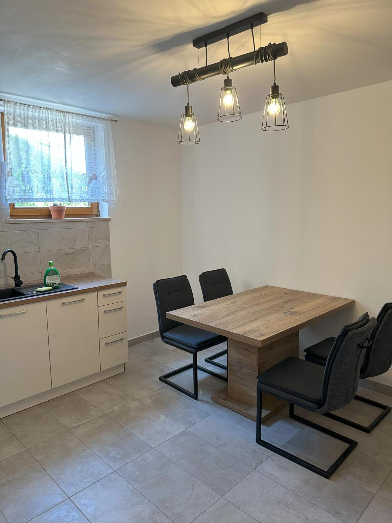 Apartma Anze Samec Dobravlje Exteriér fotografie