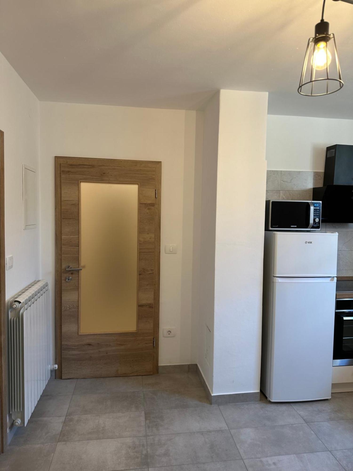 Apartma Anze Samec Dobravlje Exteriér fotografie