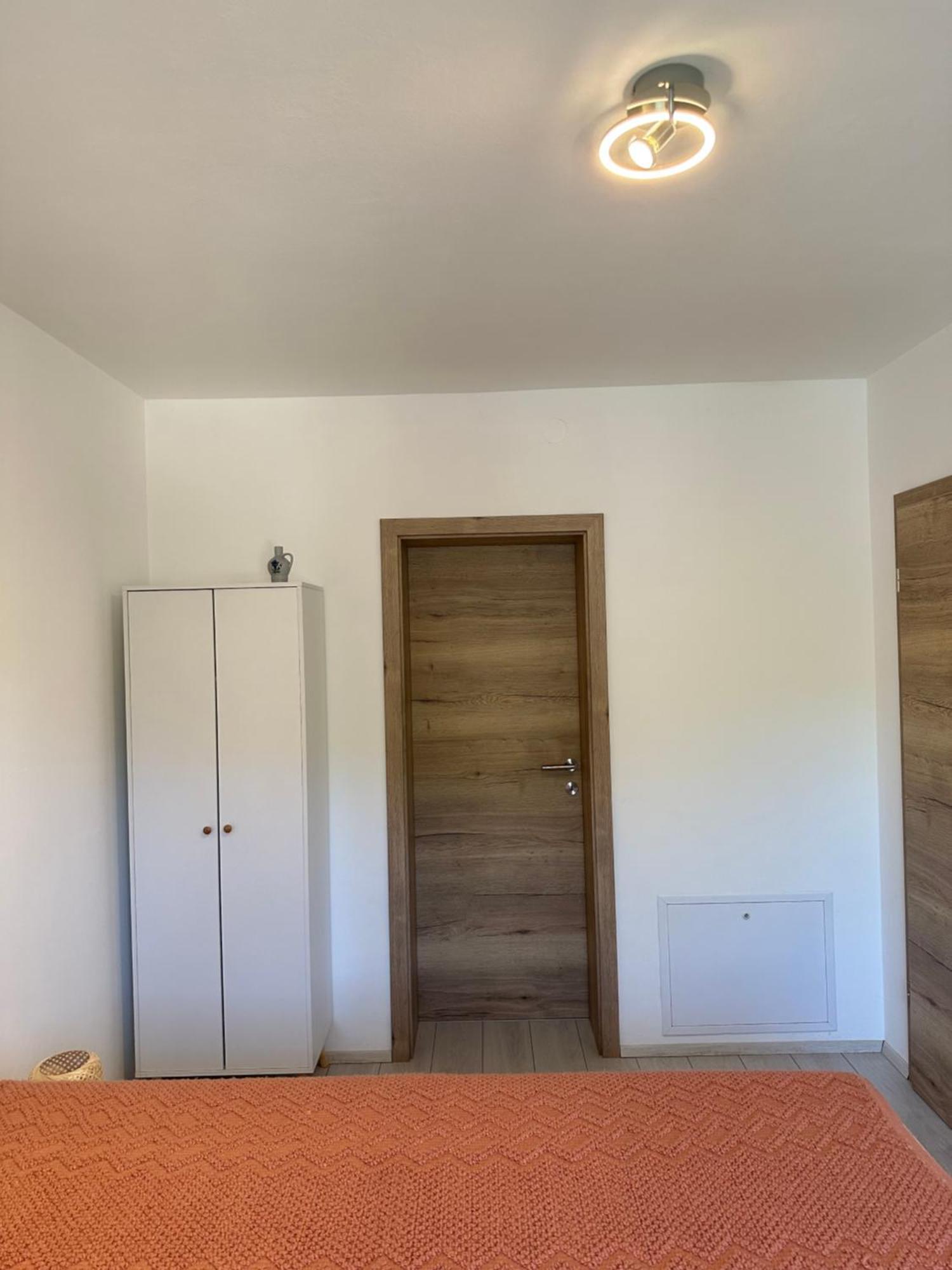 Apartma Anze Samec Dobravlje Exteriér fotografie